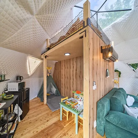 Glamping Slapy Hotel Exterior photo