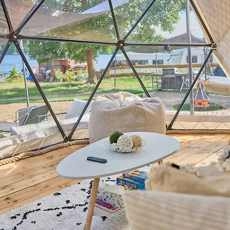 Glamping Slapy Hotel Exterior photo