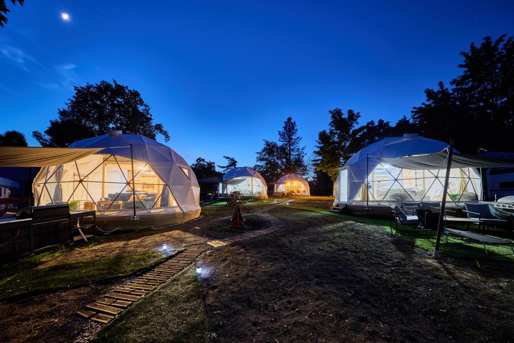 Glamping