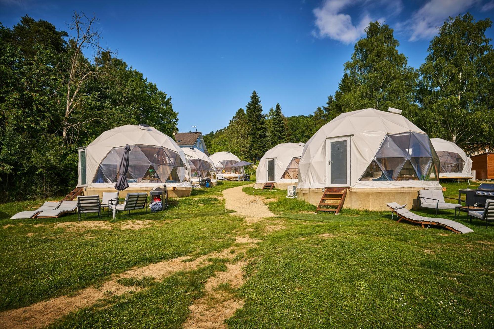 Glamping *